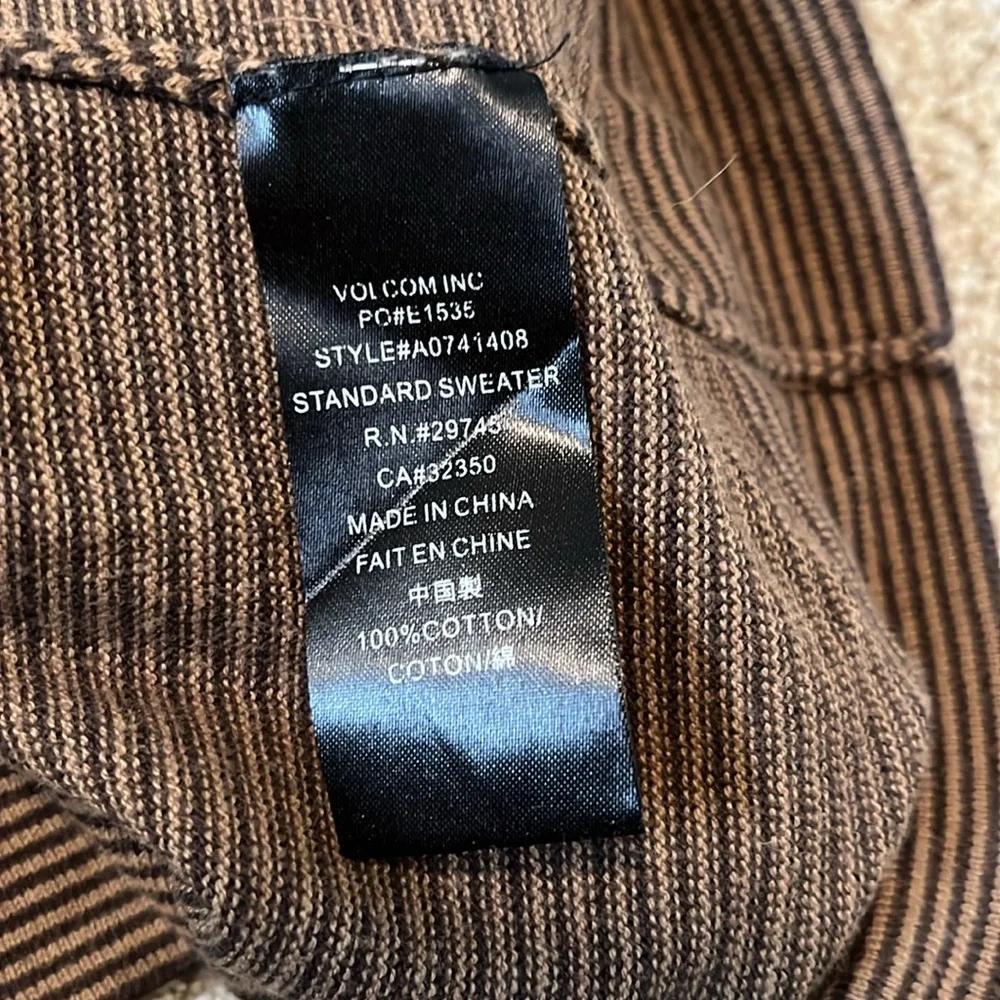 Men’s Volcom Brown and Black Striped Sweater - Picture 4 of 4